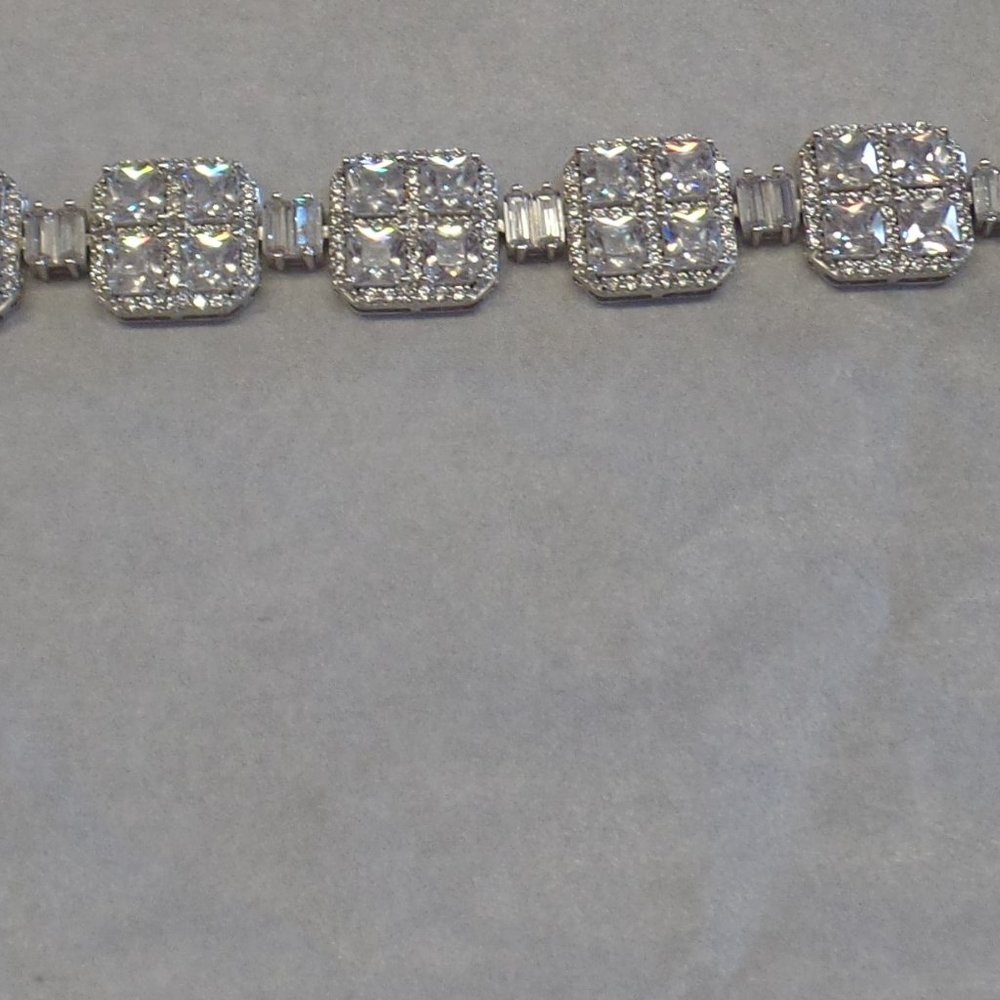Tiara 9.25 Sterling Silver Infinity Bracelet NWT - Picture 12 of 14